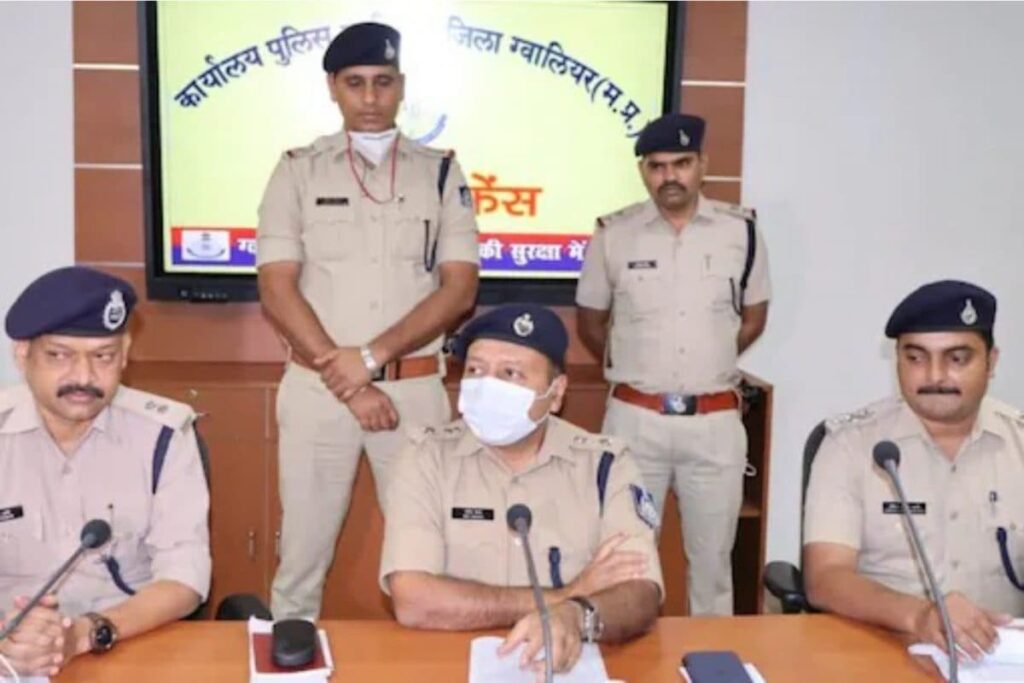 MP Police Bust Sex Racket in Gwalior's Murar Area; 3 Women, 10 Men Arrested