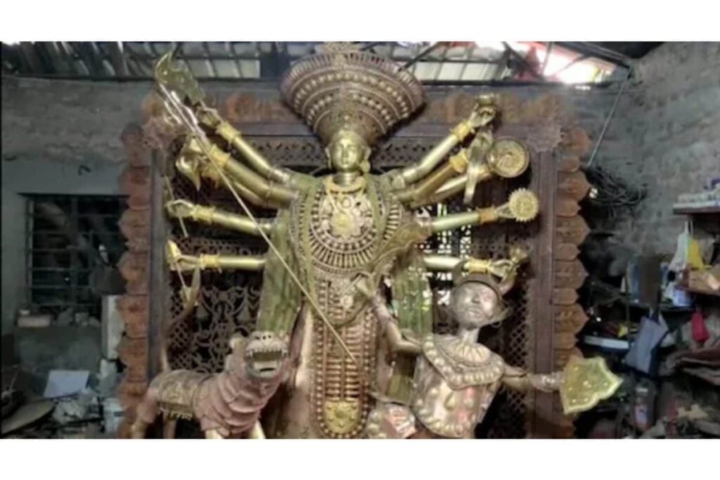 8-Foot-Tall Idol of Goddess Durga To Be Shipped to Orissa From Bengal's Birbhum