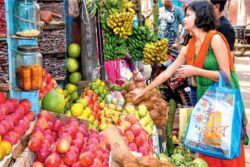 Lakshmi Puja 2021: Prices of Fruits, Vegetable Go Up in West Bengal Due to Rain  