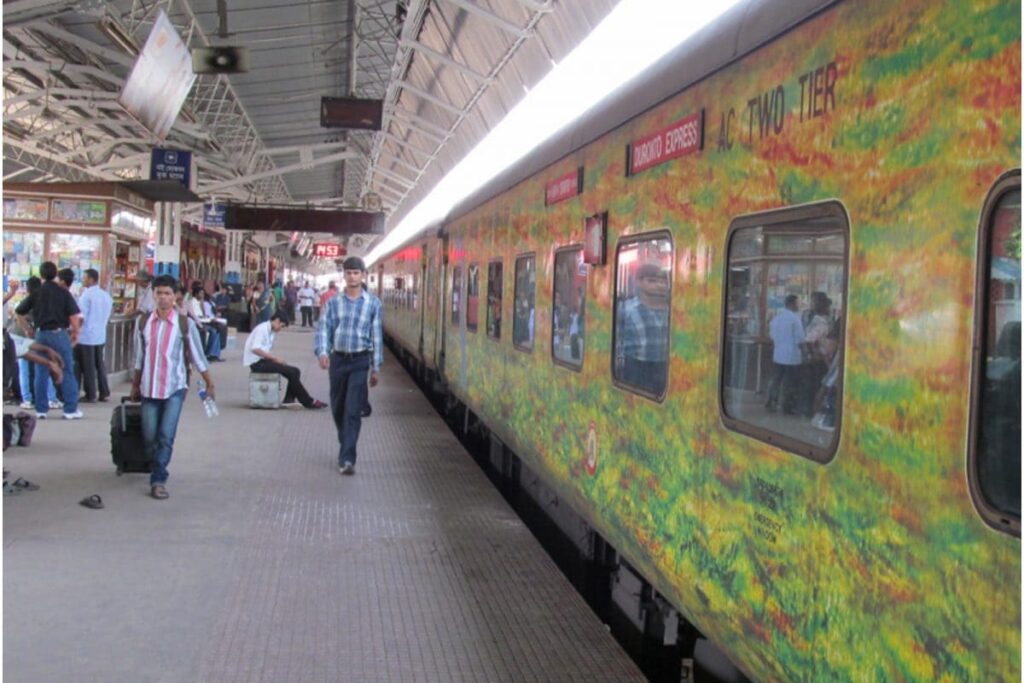 Health Kiosks For Basic Medical Tests Installed at Agra Cantt, Mathura Junction Railway Stations