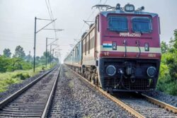 Railways to Run 2 Special Trains to Kolkata on Occasion of Durga Puja