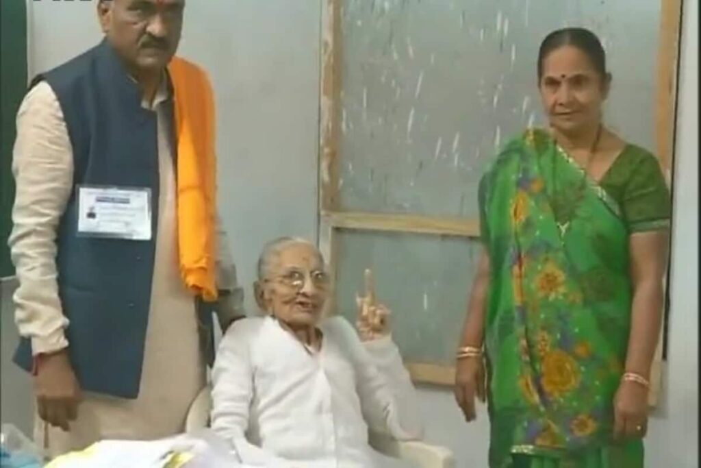 PM Modi's Mother Hiraba Casts Her Vote in Gandhinagar Civic Polls