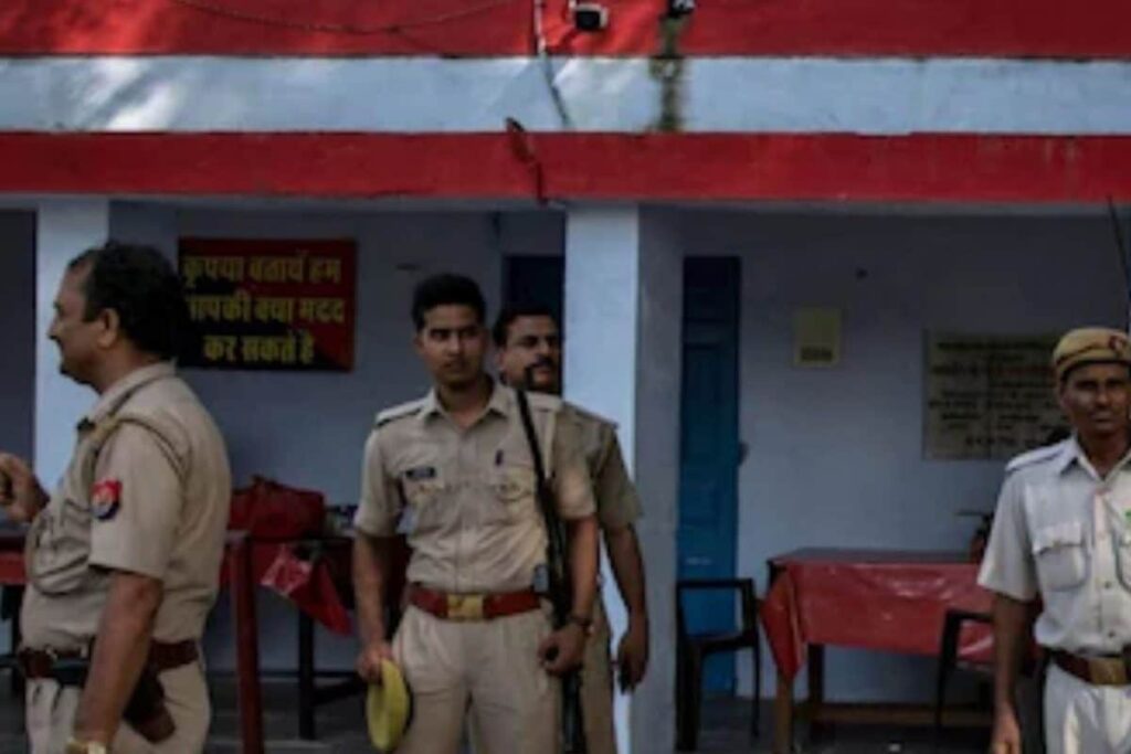 Uttar Pradesh Police Search 4 Delhi Premises Linked to Muslim Cleric Held in Illegal Religious Conversion Case