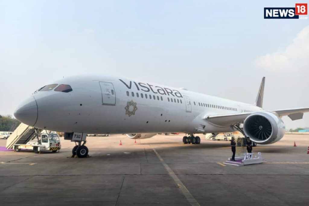 Vistara Flight Makes Emergency Landing in Indore After Passenger Falls Sick Mid-air, Declared Dead