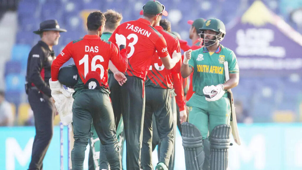 T20 WC: Bowlers take SA closer to semis by scripting 6-wicket win