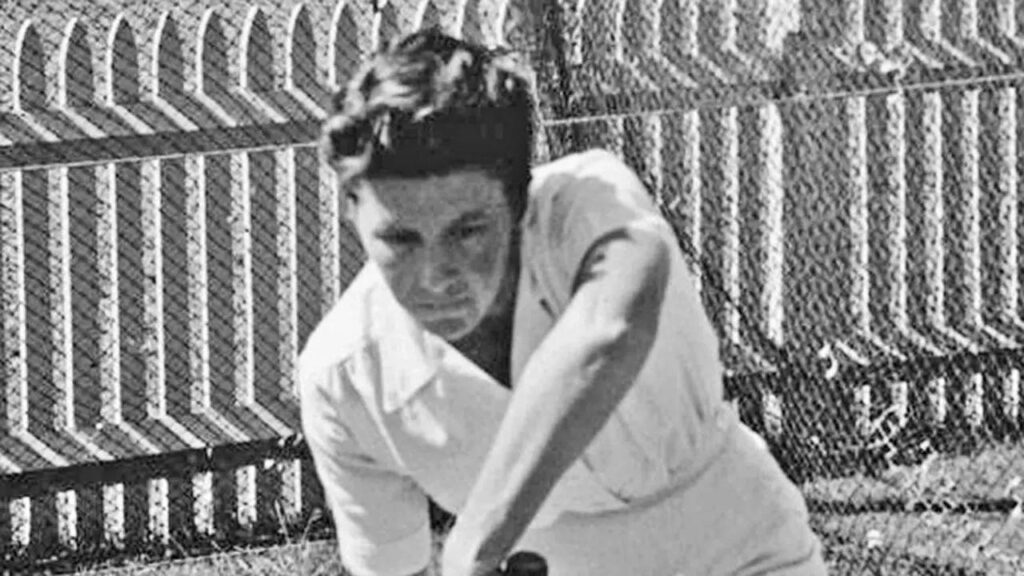 Former England cricketer Cecilia Robinson dies at 97