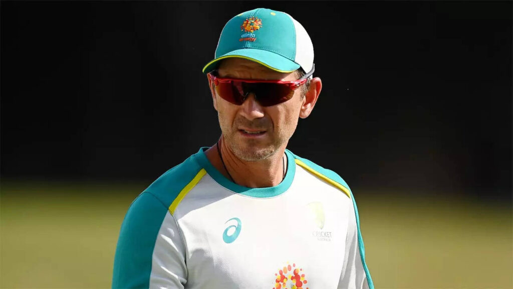 Clarke predicts Langer will bow out if Australia win Ashes