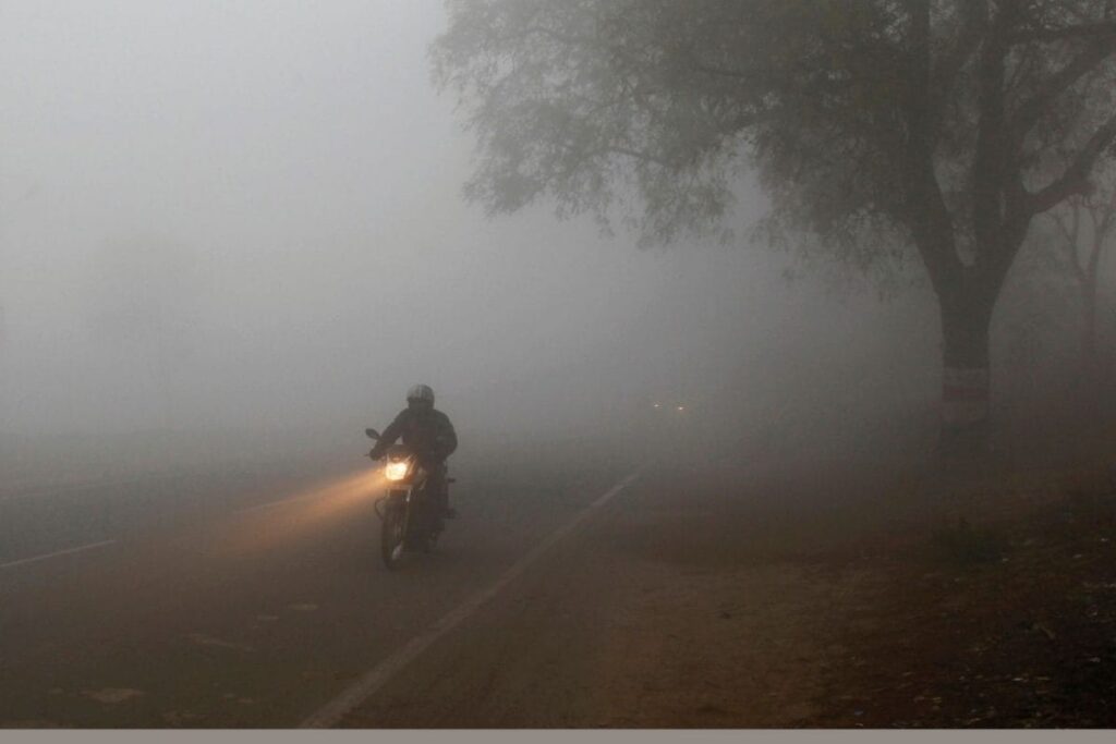 More Public Transport, Less Stubble Burning: UP Moves to Combat Air Pollution But Rules Out Lockdown