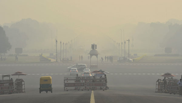 Delhi’s air quality continues to remain in ‘severe’  with 436 AQI ; 114 water tankers deployed to settle dust