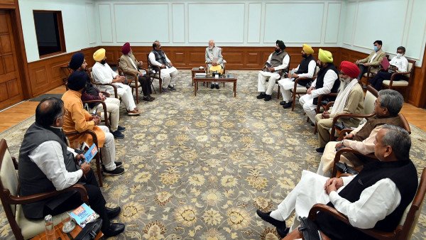 Delhi: Punjab BJP leaders meet PM Modi seeking reopening of Kartarpur corridor