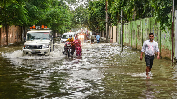 Heavy rains expected in TN, AP