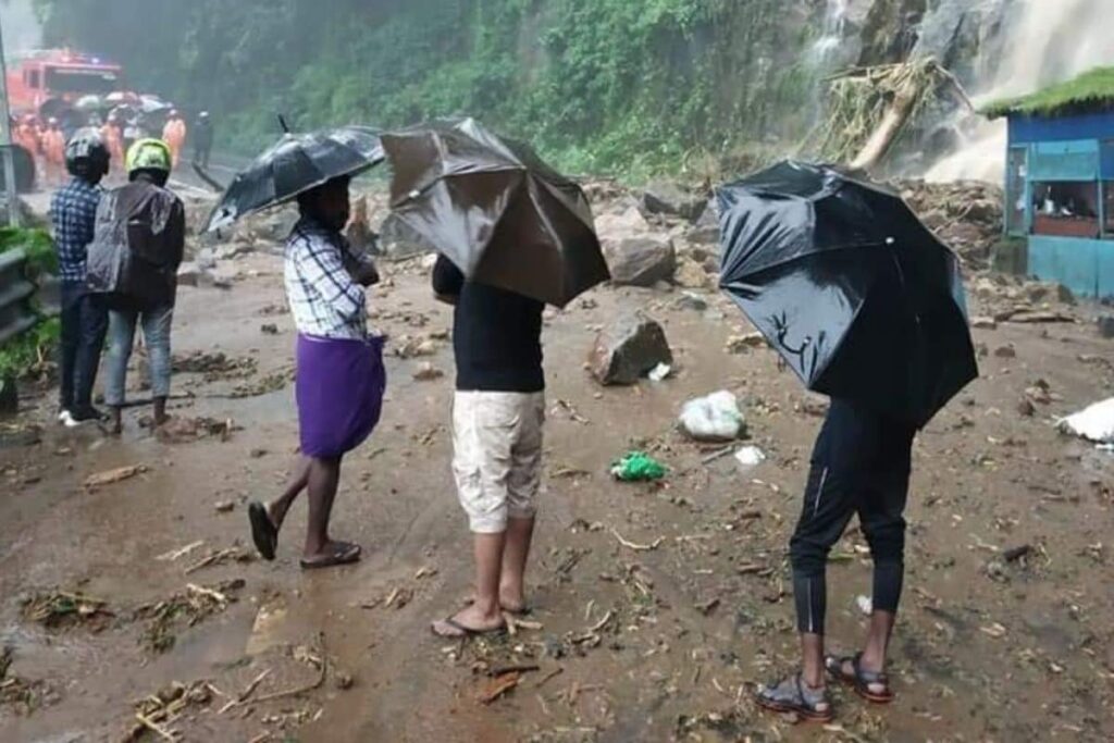 Heavy Rains Lash Parts of Kerala; IMD Issues Red Alert for These Three Districts