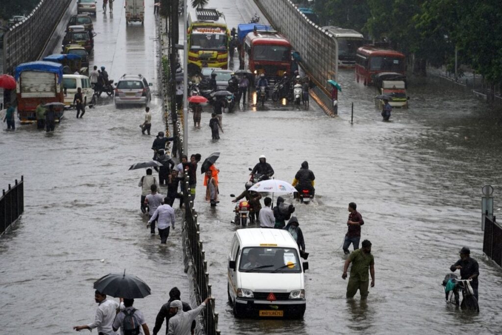 Heavy Rainfall Forecast Over Maharashtra Districts for 2 Days; Yellow Alert Issued in Pune, Nashik