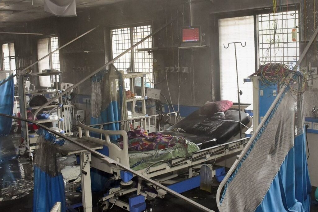 Ahmednagar Hospital Fire: Smoke, Cries & Panic Filled the ICU; Toll Rises to 11