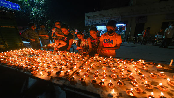 Diwali 2021: 9 lakh diyas to be lit in Ayodhya this year