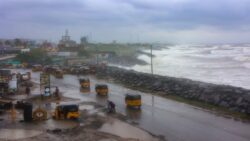 Chennai rains: Red alert withdrawn as depression begins crossing near Mahabalipuram; 11 NDRF teams deployed