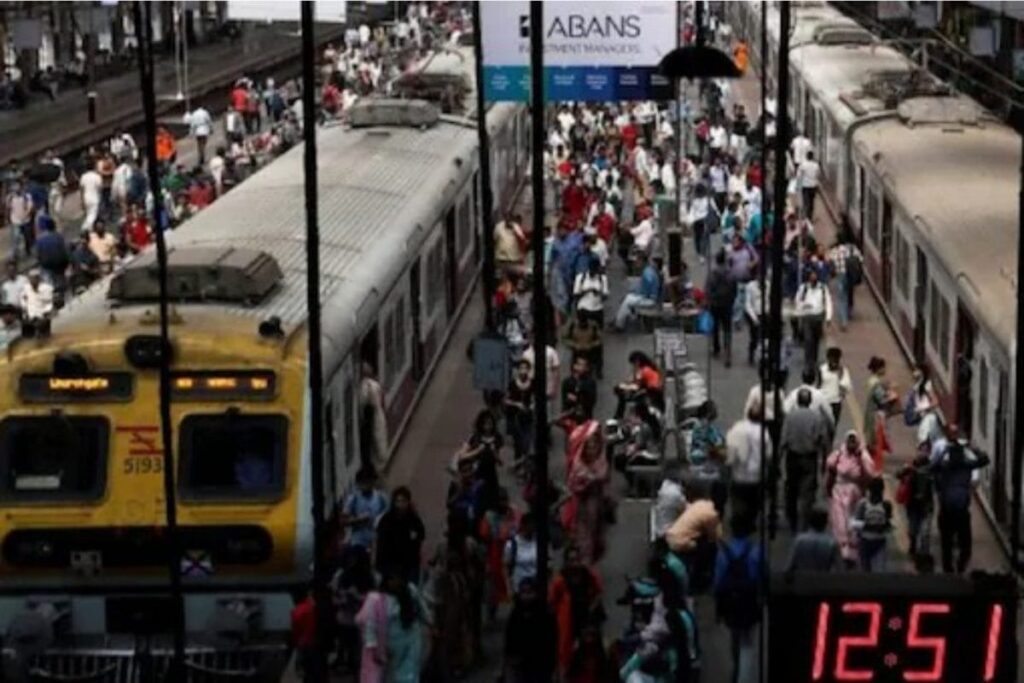 Central Railways Makes Over Rs 100 Crore From Ticketless Travelers