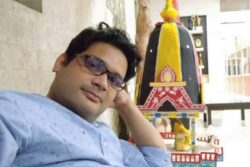 2 Employees of Odisha News Channel Attempt to Rob House Adorning Woman's Attire; Arrested