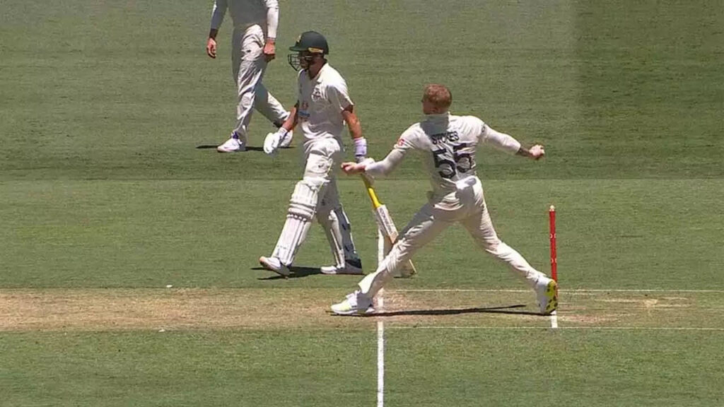 Ashes: Equipment malfunction sparks Stokes no-ball controversy