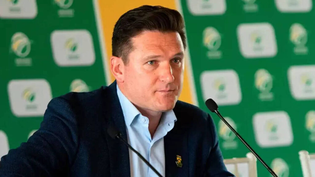 Ex-South Africa captain Graeme Smith rejects charges of racism