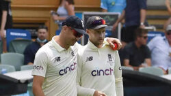 Ashes: Joe Root says England bowlers must be braver in third Test