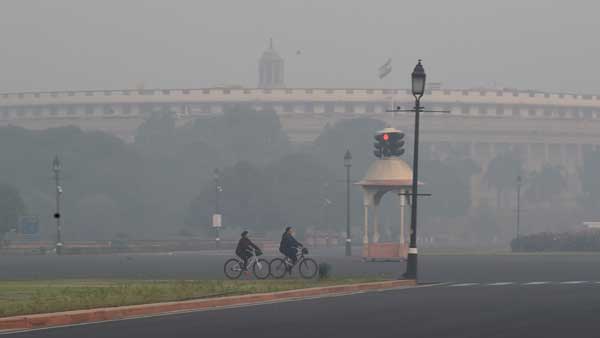 Pollution: Air quality in Delhi, Noida in 'very poor' category