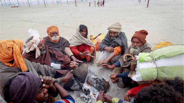 Delhi shivers at 4.4 degrees Celsius, season's lowest minimum temperature; IMD issues yellow alert