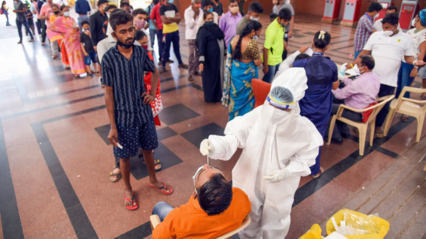 India reports 9,216 fresh Covid cases amid Omicron scare