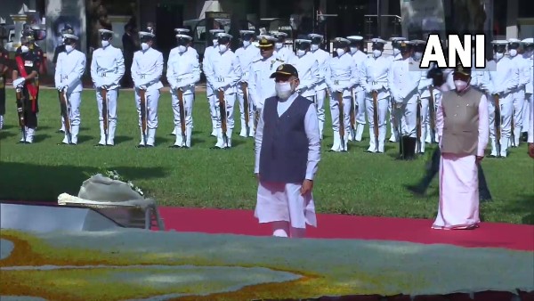 PM Modi offers floral tributes at Martyrs' Memorial in Panaji on occasion of Goa Liberation Day