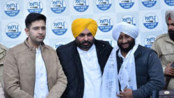 Former Mohali Mayor joins AAP