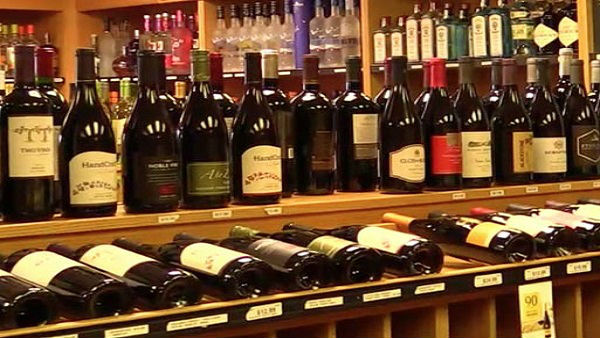 Woman constable booked after 578 cartons of wine go missing