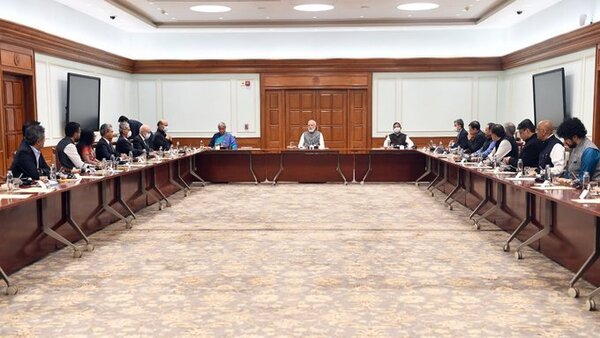 PM Modi hosts roundtable interaction with representatives of Venture Capital and Private Equity Funds