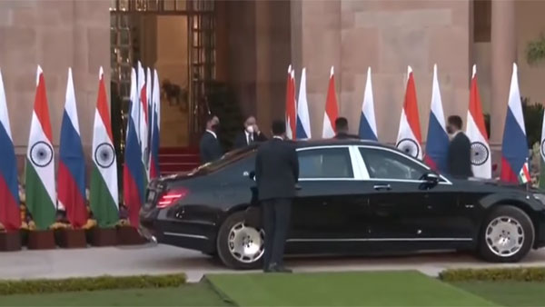 PM Modi’s convoy gets Mercedes-Maybach S650 that withstands blasts, gas attacks