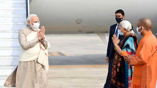 From taking dip in Ganga to offering prayers to Lord Shiva, check out pics of PM Modi's visit to Varanasi