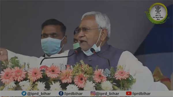 Watch: Nitish Kumar loses cool over speech getting disrupted at Muzaffarpur rally