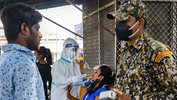 Omicron highly infectious; mask and social distancing required: Karnataka Health Minister