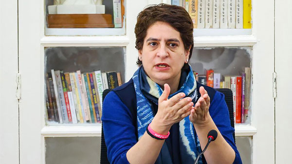 2022 UP polls: Priyanka Gandhi to unveil Congress manifesto for women today