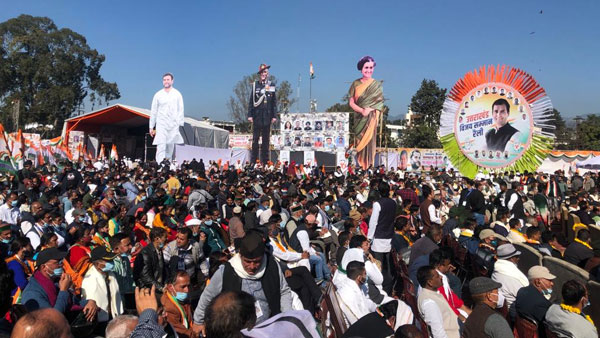 Post-war between Congress-BJP over Gen. Rawat’s cut-out at Rahul’s rally