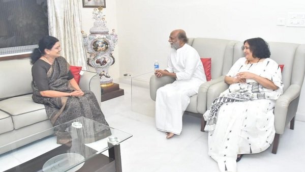 Ex-Jayalalithaa's aide VK Sasikala meets Tamil superstar Rajinikanth at his residence