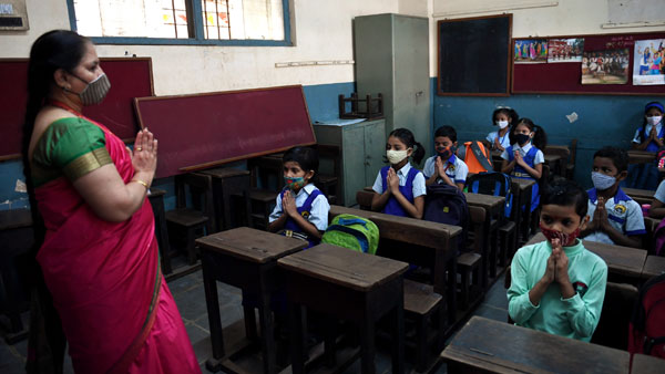 Maharashtra schools may shut again if Omicron cases continue to rise