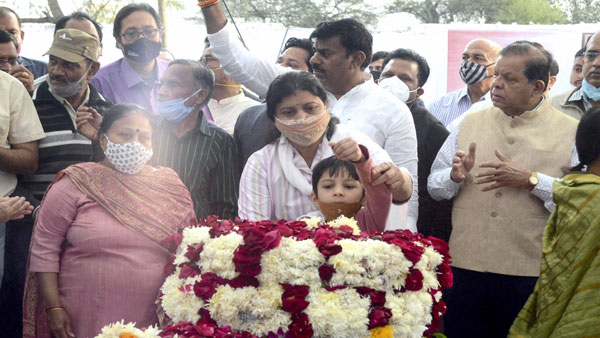 Group Captain Varun Singh cremated with full military honours in Bhopal