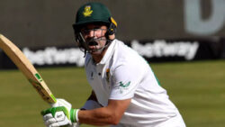 Elgar wants SA to handle De Kock's retirement in professional manner