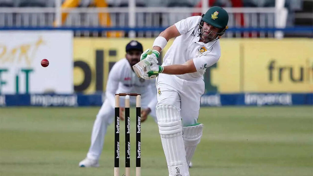 2nd Test: SA in hunt as defiant Elgar takes home team to 118/2 in pursuit of 240