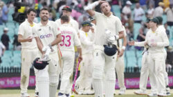 England last-wicket pair hang on to draw 4th Ashes Test vs Australia