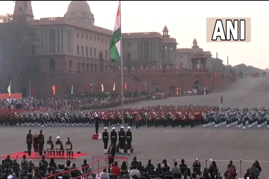 Republic Day: Beating Retreat ceremony is underway at Vijay Chowk