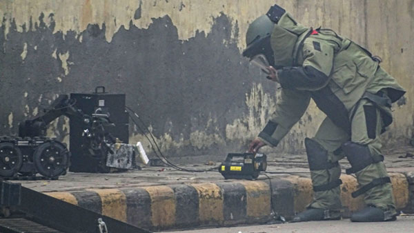 3 kg bomb: Quick action by Delhi cops, NSG saved scores of lives in Delhi