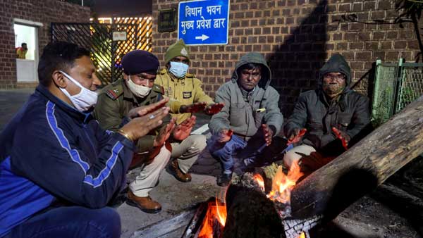 Delhi chills continue: Max temp likely at 19