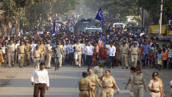 Lakhs throng Koregaon Bhima war memorial in Pune amid Covid curbs