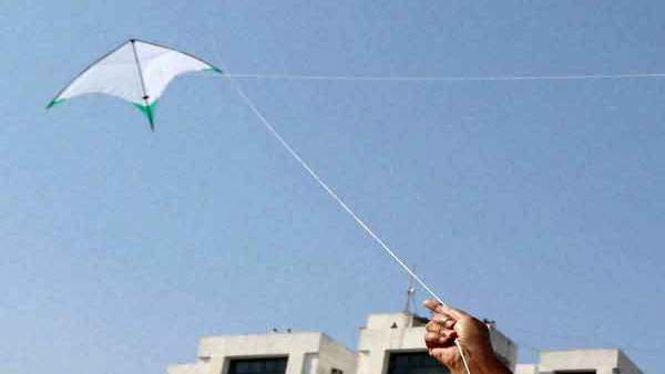 Telangana: 39-year-old man dies after kite 'manja' slits his throat