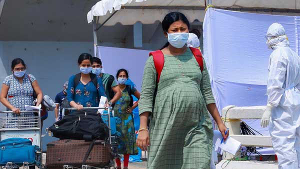 Omicron Outbreak: Govt allows pregnant women, divyang employees to work from home